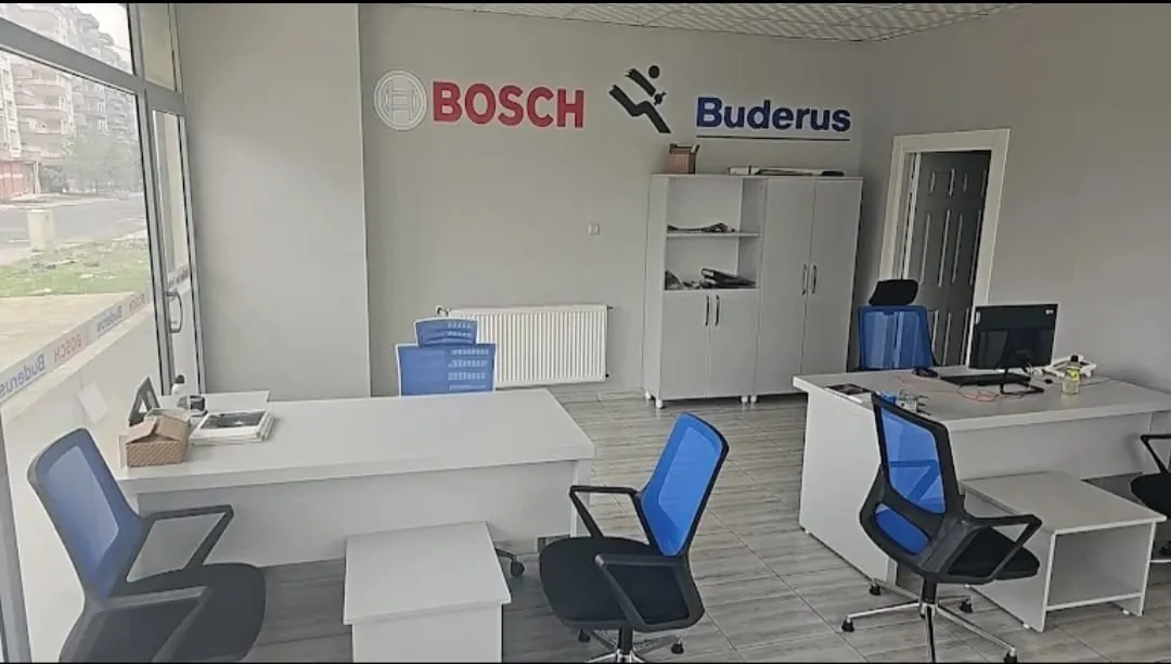İklim Isı Teknik servis ofisi, Bosch ve Buderus logolu duvar
